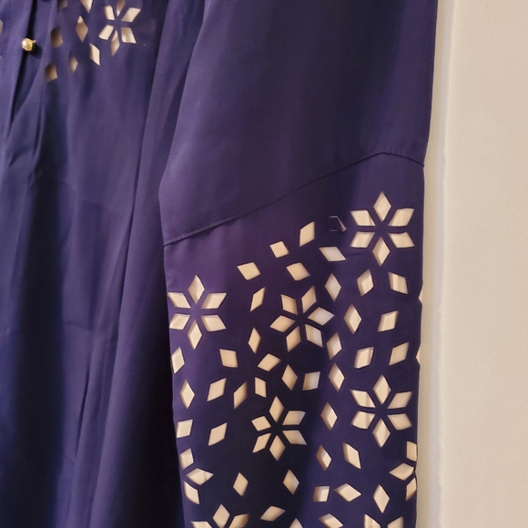 Selling Beautiful Modest Navy Blue & Creme Abaya/Kaftan/Dress - Picture 5 of 10